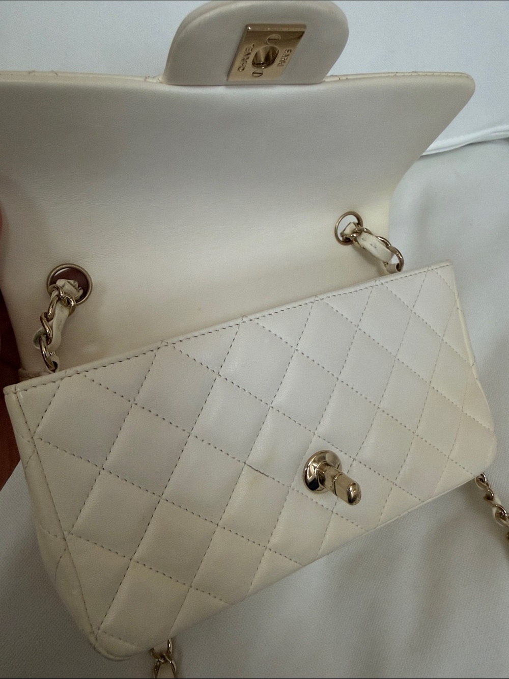 CHANEL White Mini Classic Flap Lambskin - Picture 7 of 16